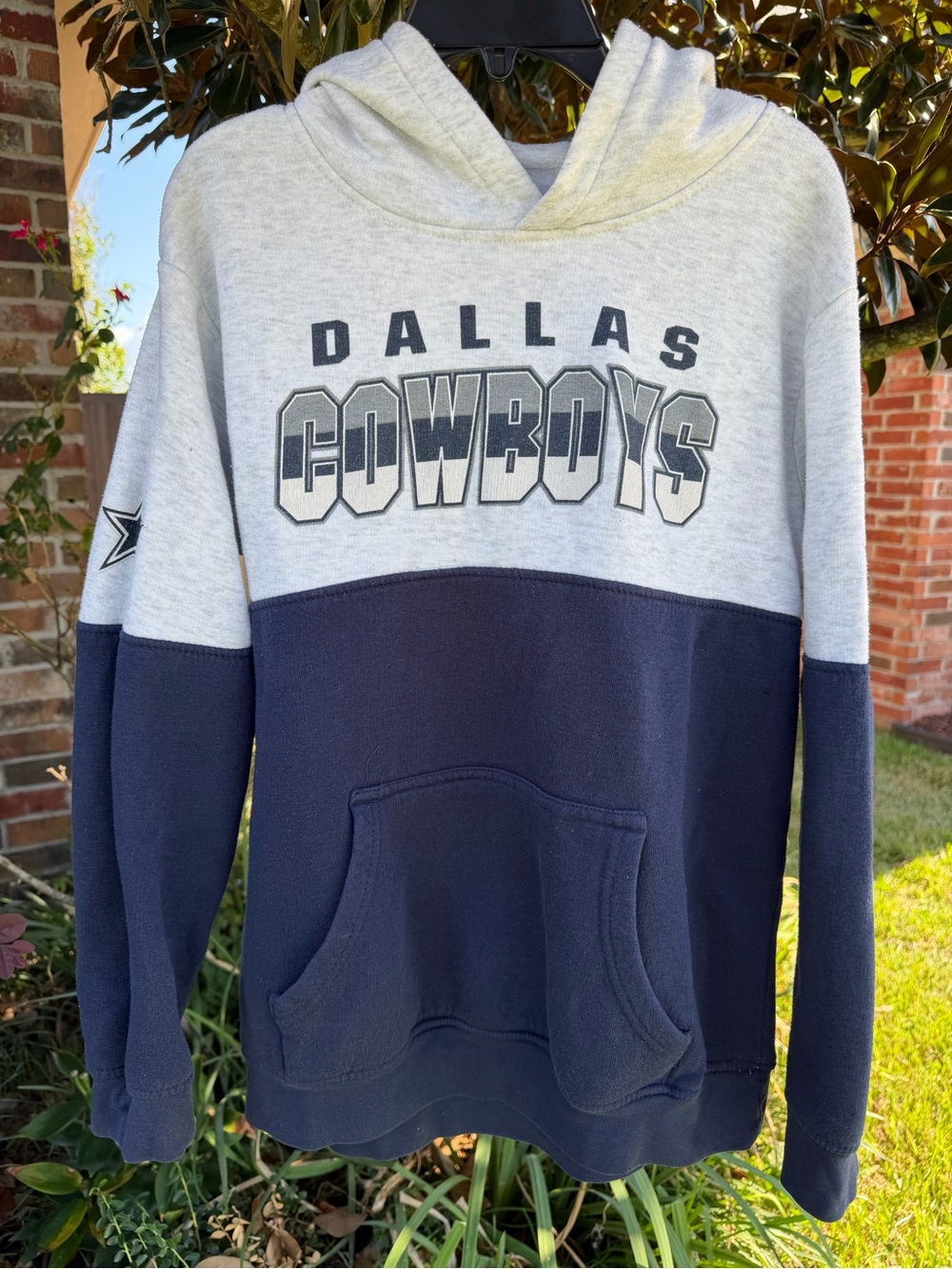 Dallas Cowboys Two-Tone Grey and Navy Pullover Hoodie
